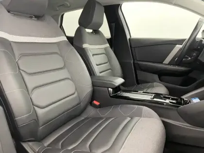 Photo 35 Citroën C4  PureTech 130 S&S EAT8