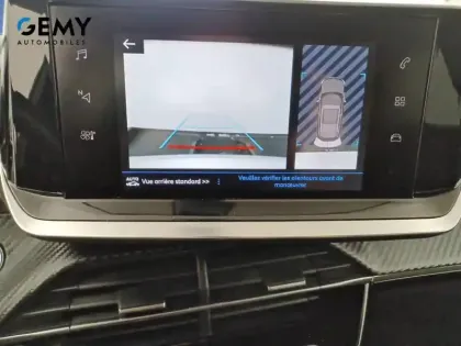 Photo 66 Peugeot 2008  PureTech 130 S&S BVM6