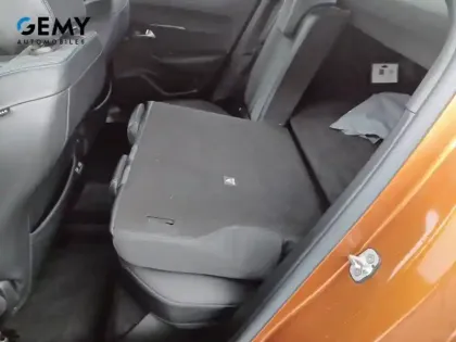 Photo 81 Peugeot 2008  PureTech 130 S&S BVM6