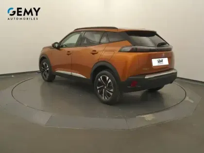 Photo 6 Peugeot 2008  PureTech 130 S&S BVM6