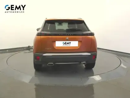 Photo 26 Peugeot 2008  PureTech 130 S&S BVM6