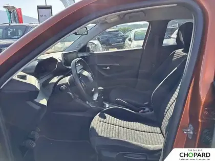 Photo 26 Peugeot 2008  PureTech 130 S&S BVM6