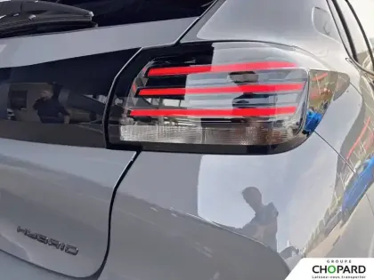 Photo 15 Peugeot 208  Hybrid 110 e-DCS6