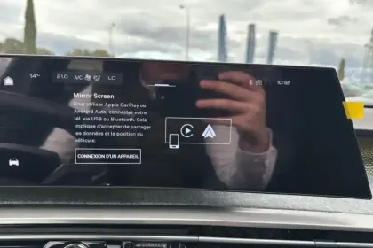 Photo 14 Peugeot 5008  Electrique 230 ch 97 kWh Grande autonomie