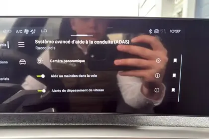 Photo 16 Peugeot 5008  Electrique 230 ch 97 kWh Grande autonomie