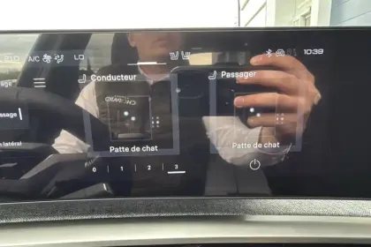 Photo 18 Peugeot 5008  Electrique 230 ch 97 kWh Grande autonomie