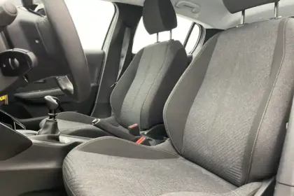 Photo 12 Peugeot 208  100 S&S BVM6