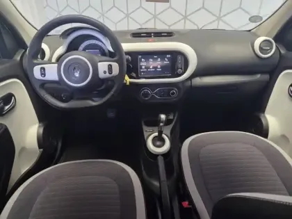 Photo 10 Renault Twingo  III E-Tech