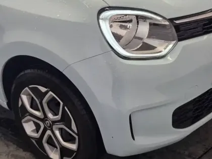 Photo 34 Renault Twingo  III E-Tech