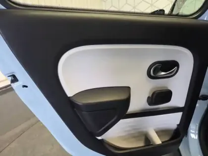 Photo 21 Renault Twingo  III E-Tech