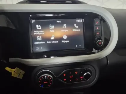 Photo 14 Renault Twingo  III E-Tech