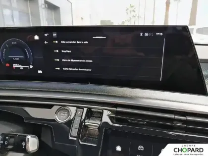 Photo 15 Peugeot 3008  Hybrid 136 e-DCS6