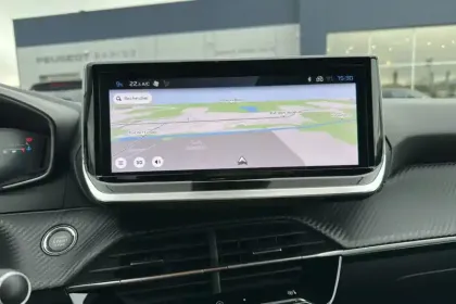 Photo 15 Peugeot 208  PureTech 100 S&S BVM6