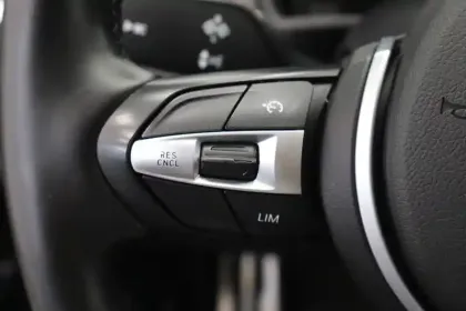 Photo 48 BMW X2  xDrive 25e 220 ch BVA6
