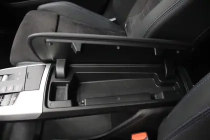 Photo 10 BMW X1  sDrive 18i 136ch DKG7