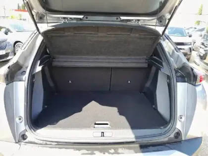 Photo 37 Peugeot 2008  PureTech 100 S&S BVM6