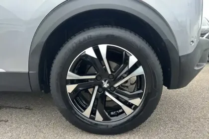 Photo 11 Peugeot 2008  Electrique 136 ch