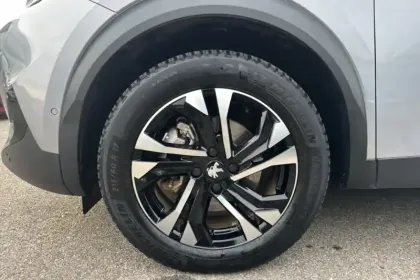 Photo 12 Peugeot 2008  Electrique 136 ch