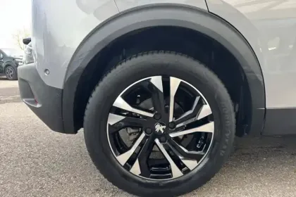 Photo 14 Peugeot 2008  Electrique 136 ch