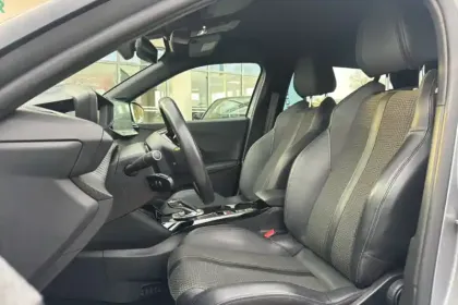 Photo 8 Peugeot 2008  Electrique 136 ch