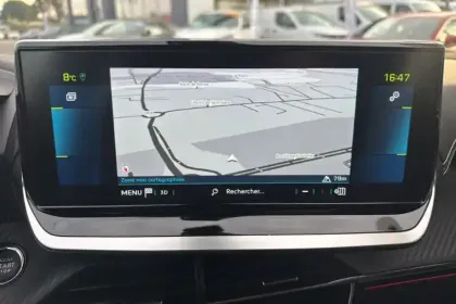 Photo 18 Peugeot 2008  Electrique 136 ch