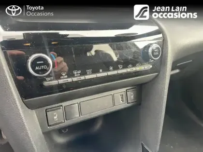 Photo 13 Toyota Yaris  Cross Hybride 116h 2WD