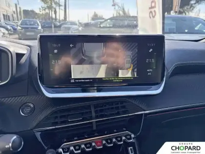 Photo 12 Peugeot 2008  PureTech 130 S&S EAT8