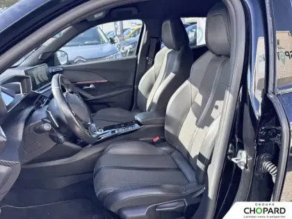 Photo 9 Peugeot 2008  PureTech 130 S&S EAT8