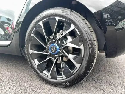 Photo 69 Renault Clio  E-Tech full hybrid 145 GSR2