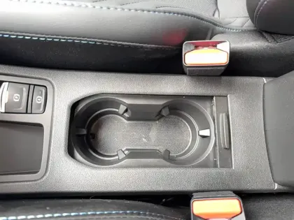 Photo 54 Renault Clio  E-Tech full hybrid 145 GSR2