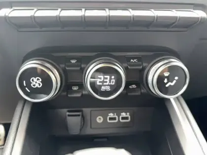 Photo 30 Renault Clio  E-Tech full hybrid 145 GSR2