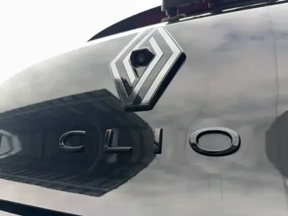 Photo 20 Renault Clio  E-Tech full hybrid 145 GSR2