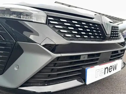 Photo 23 Renault Clio  E-Tech full hybrid 145 GSR2