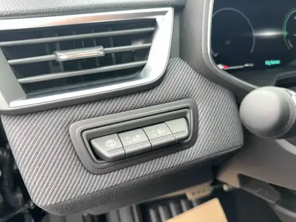 Photo 74 Renault Clio  E-Tech full hybrid 145 GSR2