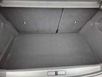 Photo 20 Peugeot 208  PureTech 100 S&S EAT8