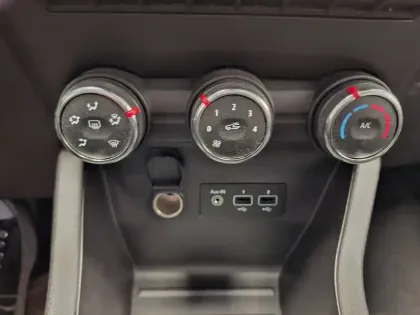 Photo 37 Renault Clio  SCe 65