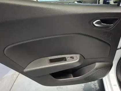 Photo 16 Renault Clio  SCe 65