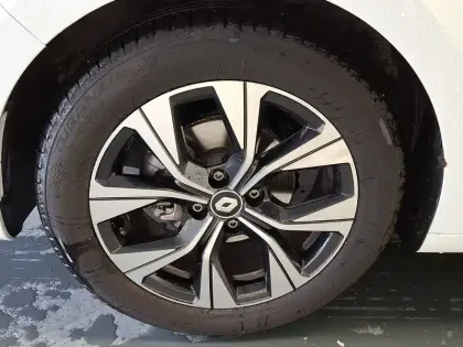 Photo 12 Renault Clio  SCe 65