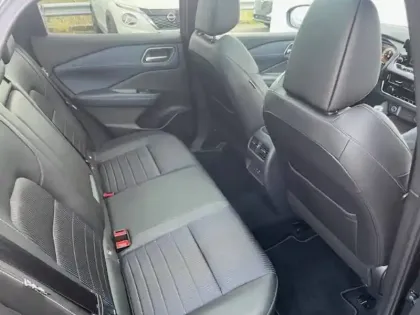 Photo 21 Nissan Qashqai  Mild Hybrid 140 ch