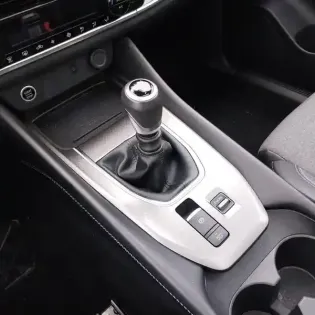 Photo 56 Nissan Qashqai  Mild Hybrid 140 ch