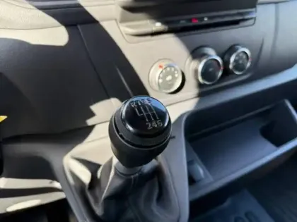 Photo 12 Renault Master  FGN TRAC F3500 L3H3 BLUE DCI 135