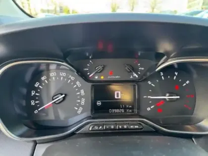 Photo 9 Citroën C3 Aircross  PureTech 110 S&S BVM6