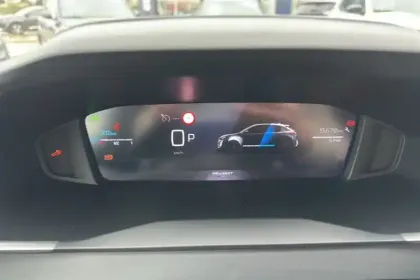 Photo 14 Peugeot 208  Hybrid 100 e-DCS6