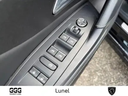 Photo 11 Peugeot 308  BlueHDi 130ch S&S EAT8