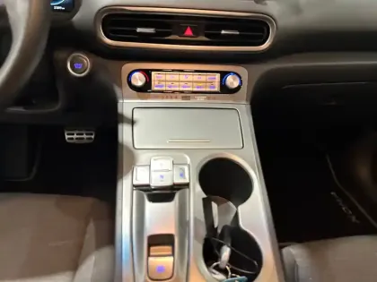 Photo 12 Hyundai Kona  Electrique 39 kWh - 136 ch