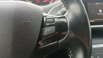 Photo 20 Peugeot 308  BlueHDi 100ch S&S BVM6