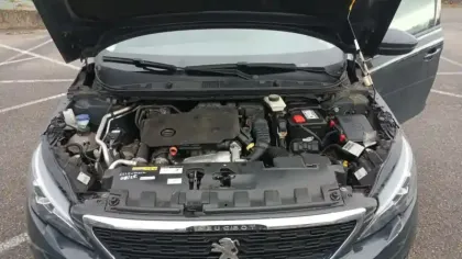 Photo 15 Peugeot 308  BlueHDi 100ch S&S BVM6