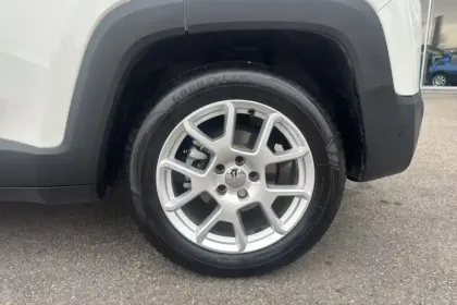 Photo 11 Jeep Renegade  1.6 I Multijet 130 ch BVM6