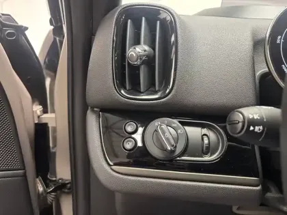 Photo 78 Mini Mini Countryman 125 - 95 ch ALL4 BVA6