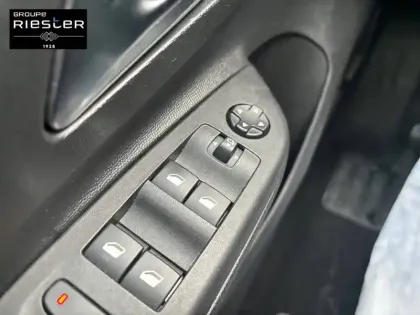 Photo 18 Opel Corsa  1.2 Turbo 100 ch BVA8